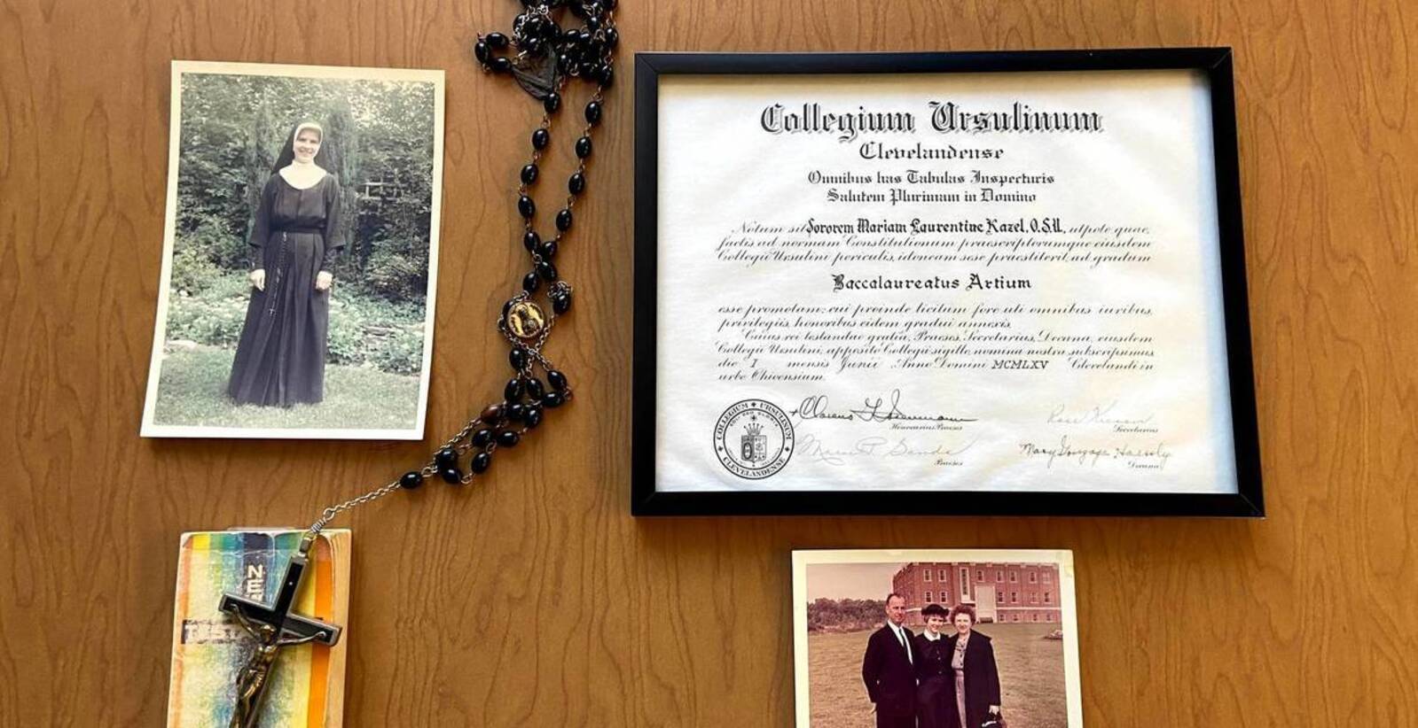 LargerosaryDorothyreceivedwhenshewasclothedintheUrsulinehabit(August12,1961),FirstProfessionofVows(Aug.13,1963),Dorothy'spocketNewTestament,GoodNewsforModernMan,F.Dorothy'sdiplomafromUrsulineCollege(June1965),Dorothyasapostulantwithherparents,MalvinaandJoseph